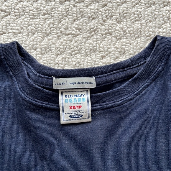 Old Navy long sleeve shirt, size XS - Picture 2 of 4